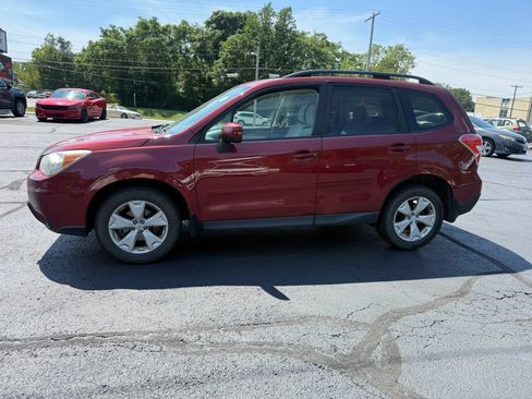 Used 2015 Subaru Forester 2.5i Premium w/ All-Weather Package AWD/4WD image 4