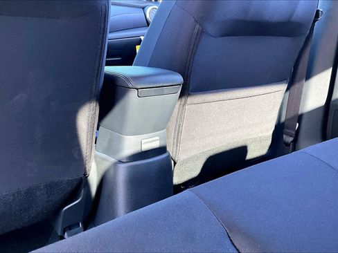 New 2025 Nissan Versa S image 18