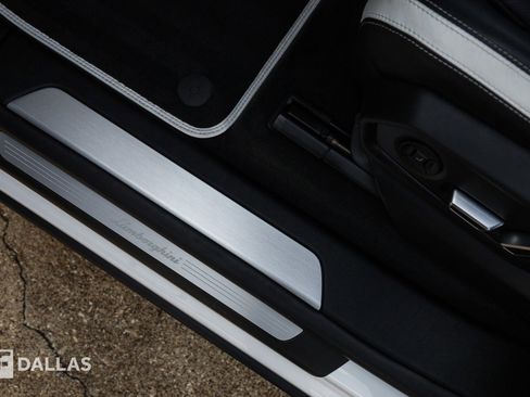 Used 2024 Lamborghini Urus S image 20