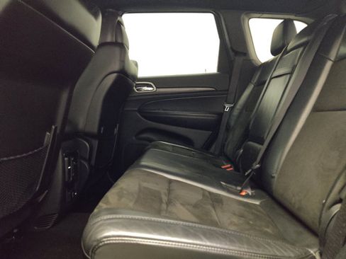 Used 2021 Jeep Grand Cherokee Laredo X RWD image 18