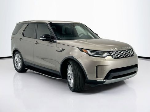 Certified 2025 Land Rover Discovery S AWD/4WD image 3