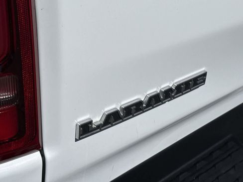 Used 2024 RAM 1500 Laramie AWD/4WD image 33