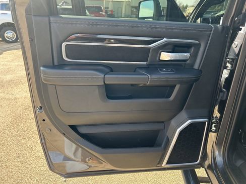 Used 2023 RAM 2500 Laramie image 9