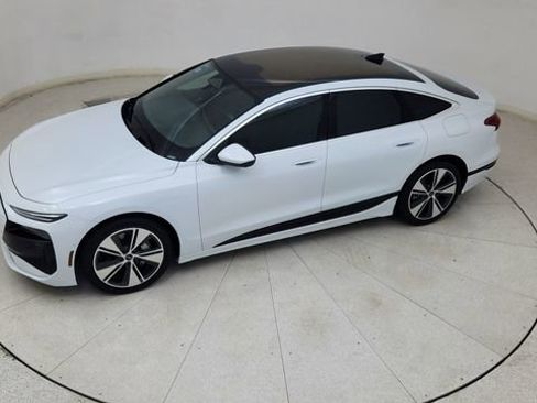 Used 2025 Audi A6 e-tron Premium w/ Convenience Package image 76