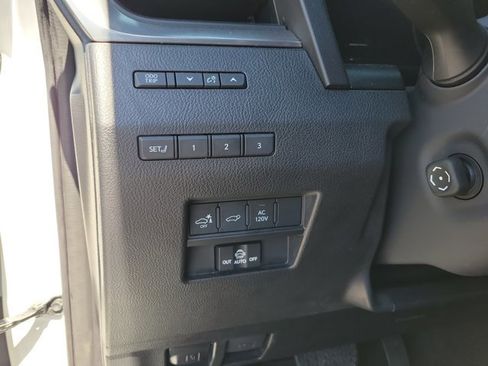 Used 2024 Lexus GX 550 GX 550 Luxury w/ Accessory Package (2T) image 21