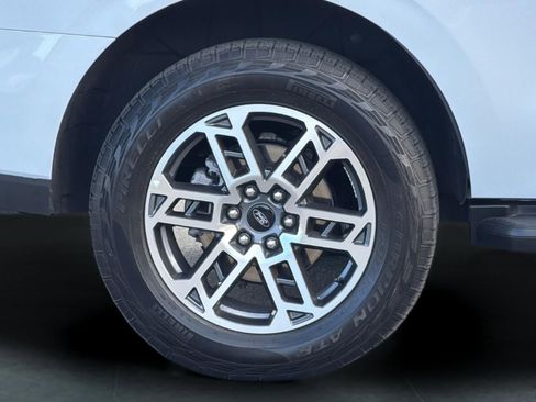 Certified 2025 Ford Expedition Active AWD/4WD image 34