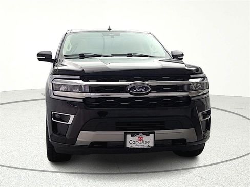 Used 2023 Ford Expedition Limited image 2
