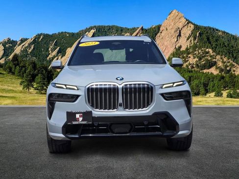 Used 2023 BMW X7 xDrive40i w/ M Sport Package AWD/4WD image 2