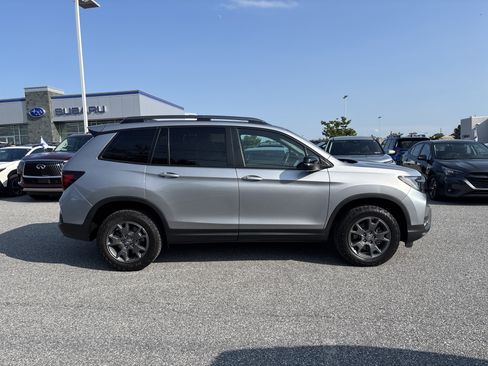 Used 2025 Honda Passport TrailSport image 22