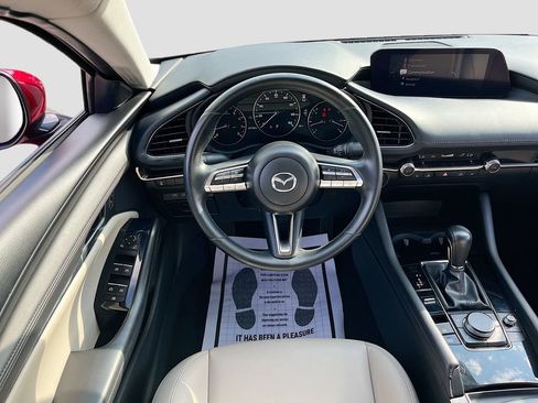 Used 2023 MAZDA MAZDA3 s FWD image 22