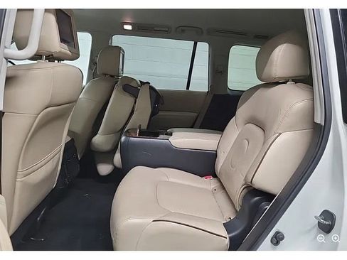 Used 2019 Nissan Armada Platinum w/ Captain's Chairs Package AWD/4WD image 8