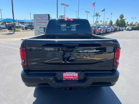 Used 2025 RAM 2500 Big Horn AWD/4WD image 20