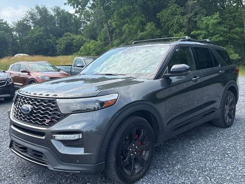 Used 2020 Ford Explorer ST w/ ST Street Pack AWD/4WD image 2