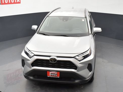Used 2024 Toyota RAV4 XLE AWD/4WD image 22