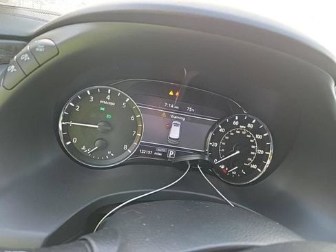 Used 2021 INFINITI QX80 Luxe AWD/4WD image 9