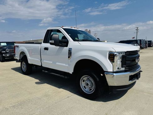 Used 2019 Ford F250 XL w/ XL Value Package image 2