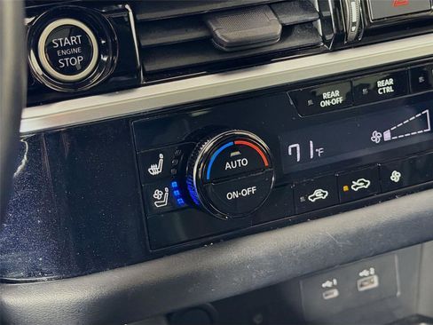 Used 2022 Nissan Pathfinder Platinum w/ Cargo Package image 22