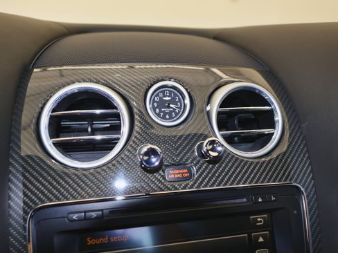 Used 2015 Bentley Continental GT3-R image 41