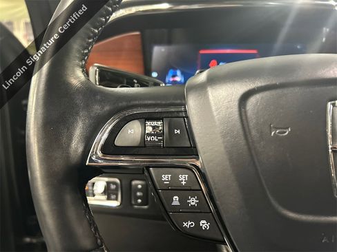 Certified 2022 Lincoln Navigator Reserve w/ Monochromatic Package image 12