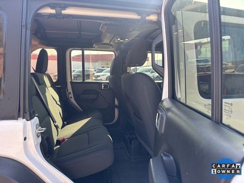 Used 2022 Jeep Wrangler Unlimited Sport image 27