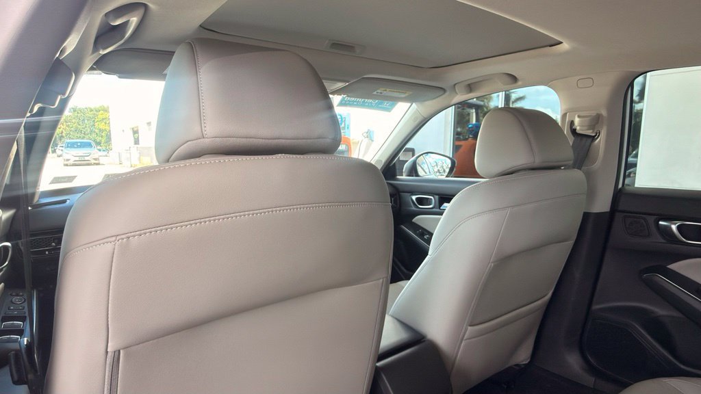 Used 2024 Honda Civic Touring image 9