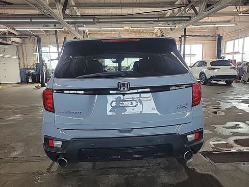 Used 2022 Honda Passport Elite image 4
