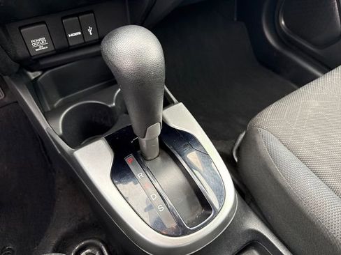 Used 2015 Honda Fit EX image 28