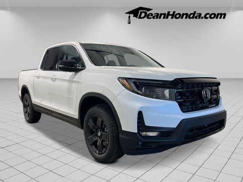 New 2026 Honda Ridgeline Black Edition image 8