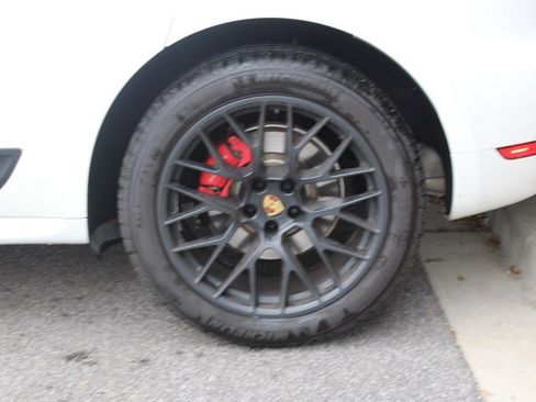 Certified 2017 Porsche Macan GTS image 13