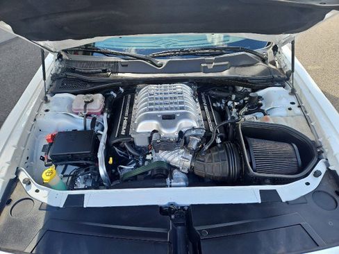 Used 2020 Dodge Challenger SRT Hellcat Redeye image 27