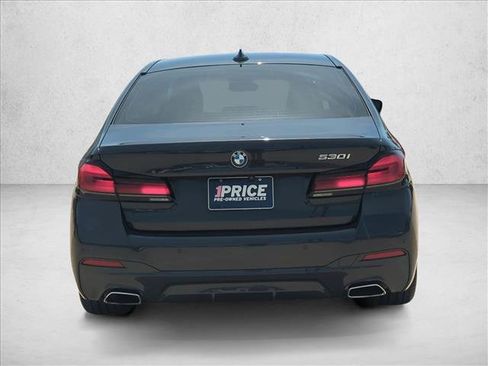 Used 2023 BMW 530i w/ M Sport Package RWD image 7