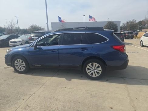 Used 2019 Subaru Outback 2.5i Premium image 5