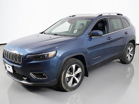 Used 2021 Jeep Cherokee Limited w/ Elite Package image 10