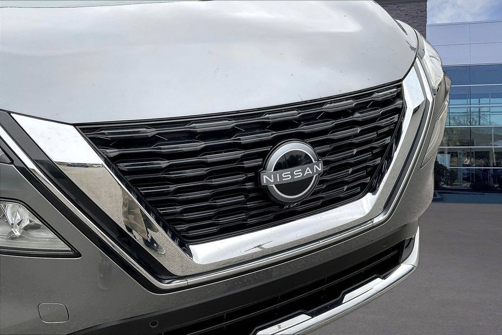 Used 2023 Nissan Rogue Platinum FWD image 33