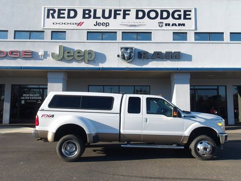 Used 2014 Ford F350 Lariat w/ Lariat Interior Package image 1