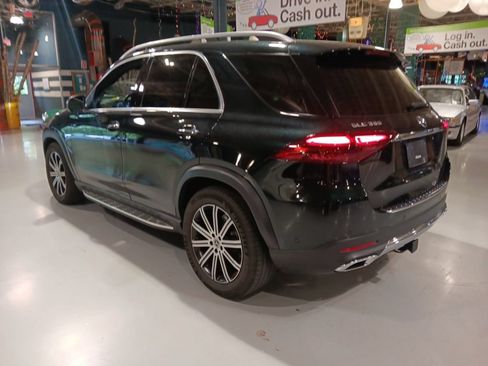 Used 2024 Mercedes-Benz GLE 350 4MATIC image 8