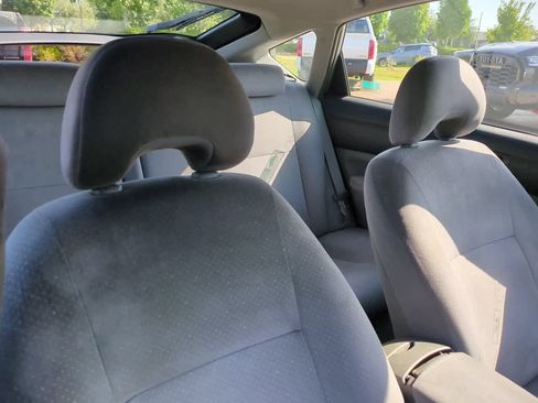 Used 2006 Toyota Prius FWD image 7