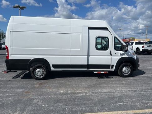Used 2024 RAM ProMaster 3500 w/ Delivery Van Package image 6