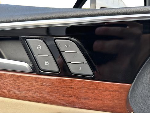 Used 2021 Audi A4 2.0T Premium w/ Convenience Package image 25