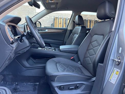Used 2026 Volkswagen Atlas SE AWD/4WD image 28
