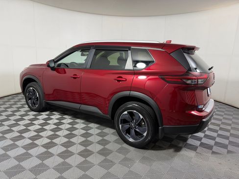 Used 2025 Nissan Rogue SV w/ SV Premium Package AWD/4WD image 24