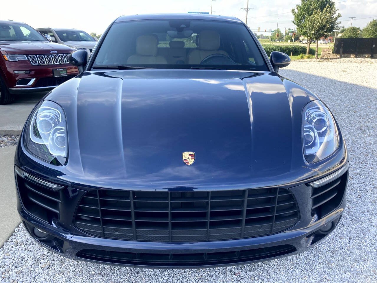 Used 2018 Porsche Macan S AWD/4WD image 3
