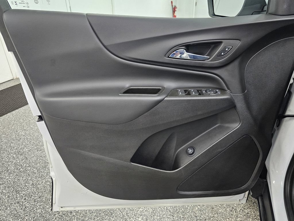 Used 2024 Chevrolet Equinox LT w/ LPO, Floor Liner Package AWD/4WD image 13
