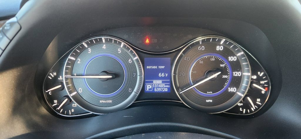 Used 2017 INFINITI QX80 4WD w/ Driver Assistance Package image 5