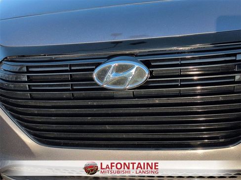 Used 2019 Hyundai Ioniq Blue image 9