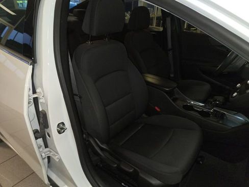 Used 2024 Chevrolet Malibu LT image 23