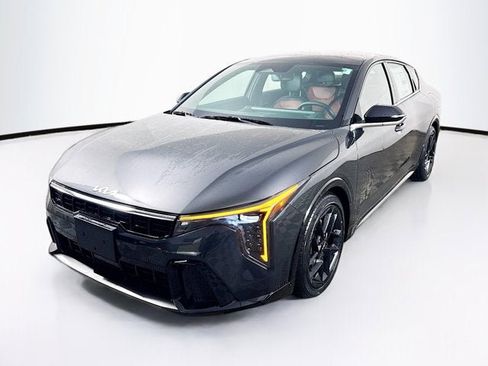 New 2025 Kia K4 GT-Line Turbo image 1