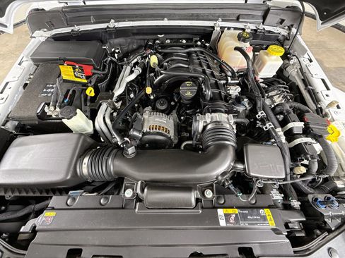 Used 2022 Jeep Gladiator Sport AWD/4WD image 30