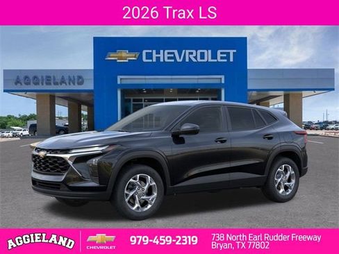 New 2026 Chevrolet Trax LS image 2
