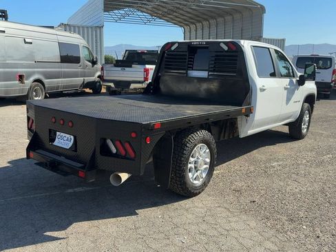 Used 2022 Chevrolet Silverado 2500 LT w/ Convenience Package AWD/4WD image 5